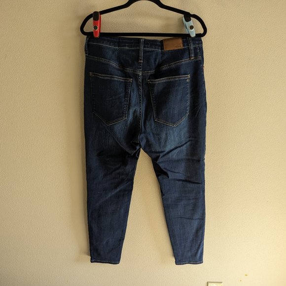 Madewell Curvy High-Rise Skinny Jeans in Moreaux Wash - 31 petite - Picture 9 of 9